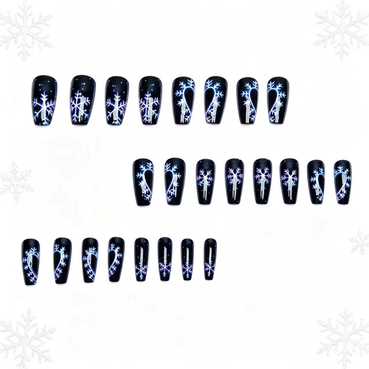Artistic Snowflake-Pattern Nail Art Acalora