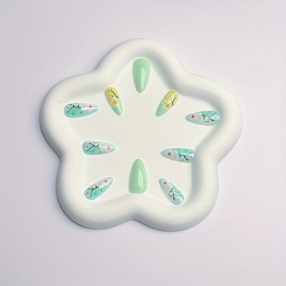 Floral Themed 3D Nail Art Acalora