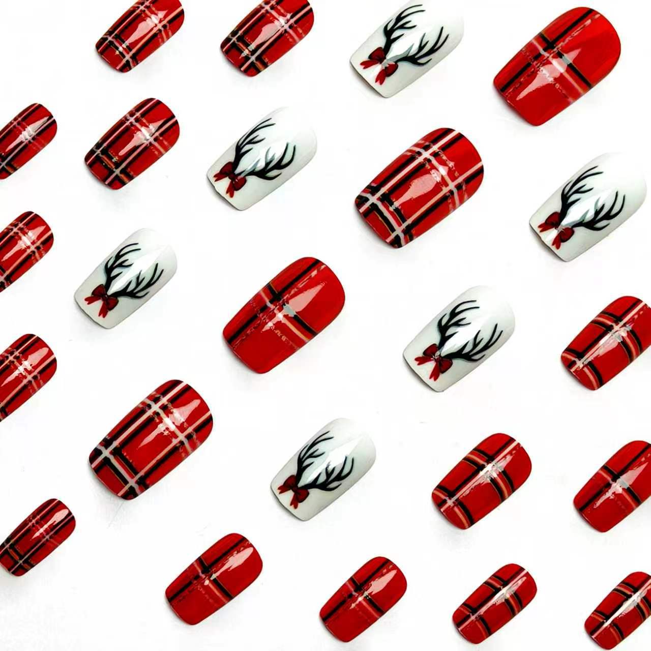 Festive Nail Art Acalora