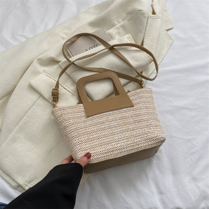 Modern Textured Woven Handheld Bag Acalora