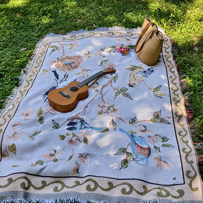 Artistic Floral Patterned Tapestry Throw Blanket