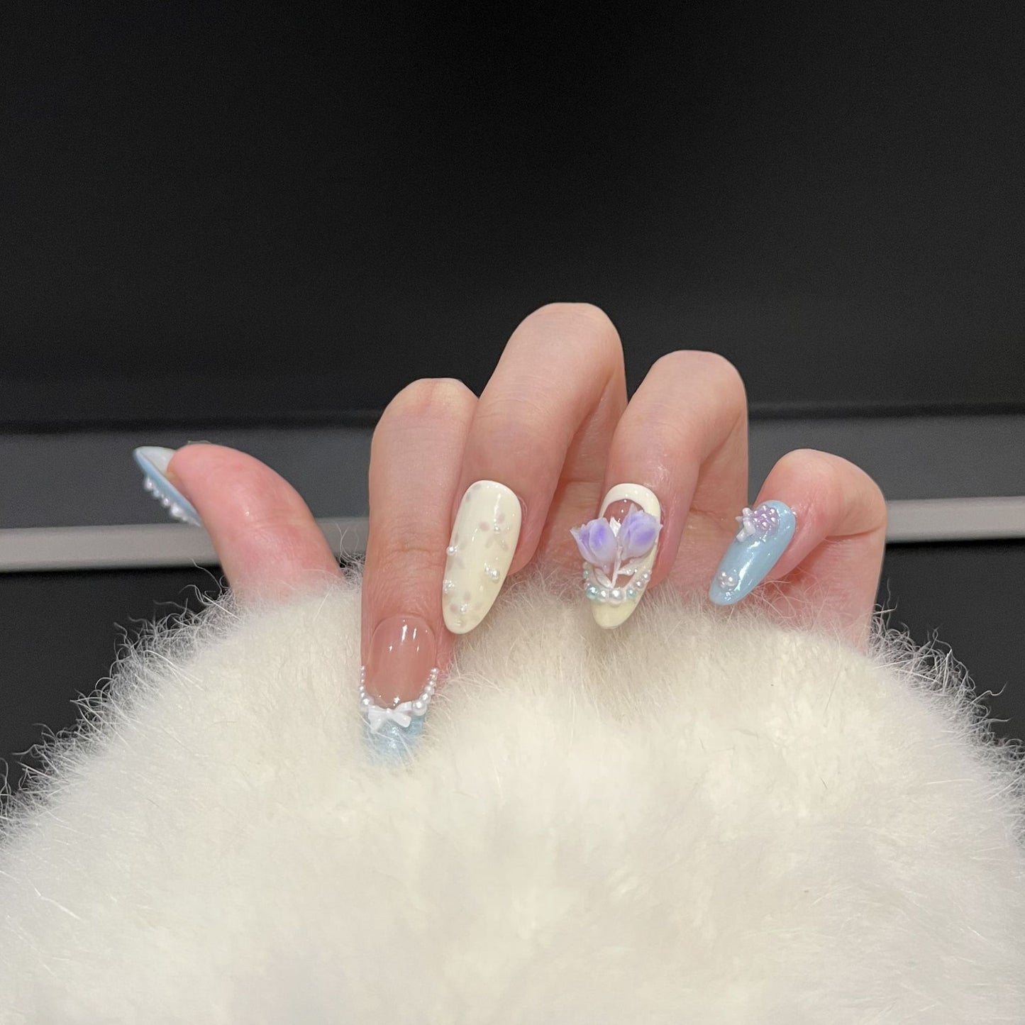 Floral Art Press-On Nail Tips Acalora