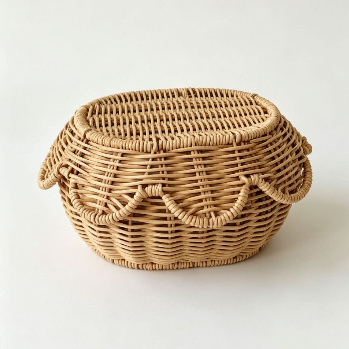 Ornate decoration basket made from natural materials Acalora