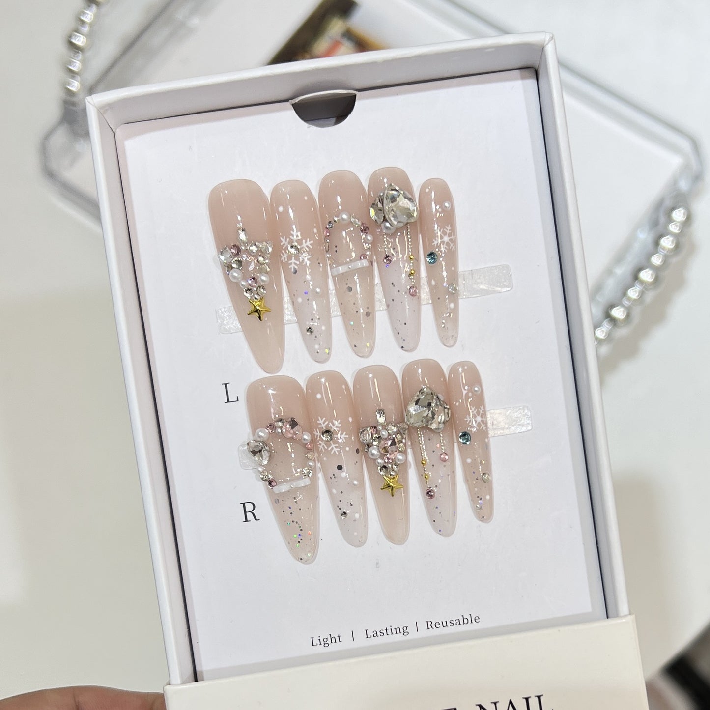 Snowflake-Inspired Glitter Press-On Nail Set Acalora