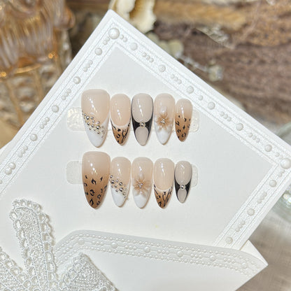 Artistic Leopard-Print Press-On Nail Set Acalora