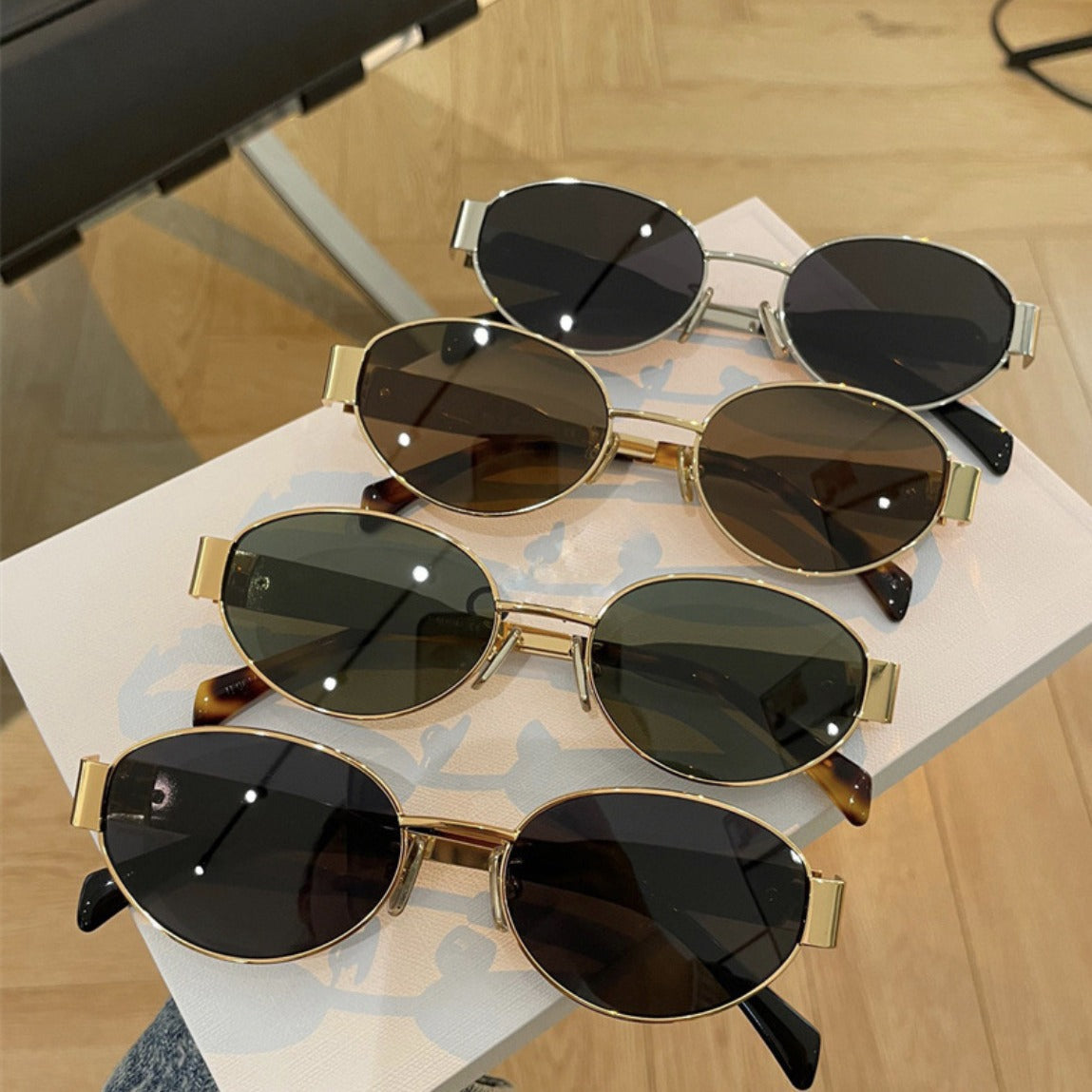 Women's Exclusive Oval Designer Sunglasses Skanto