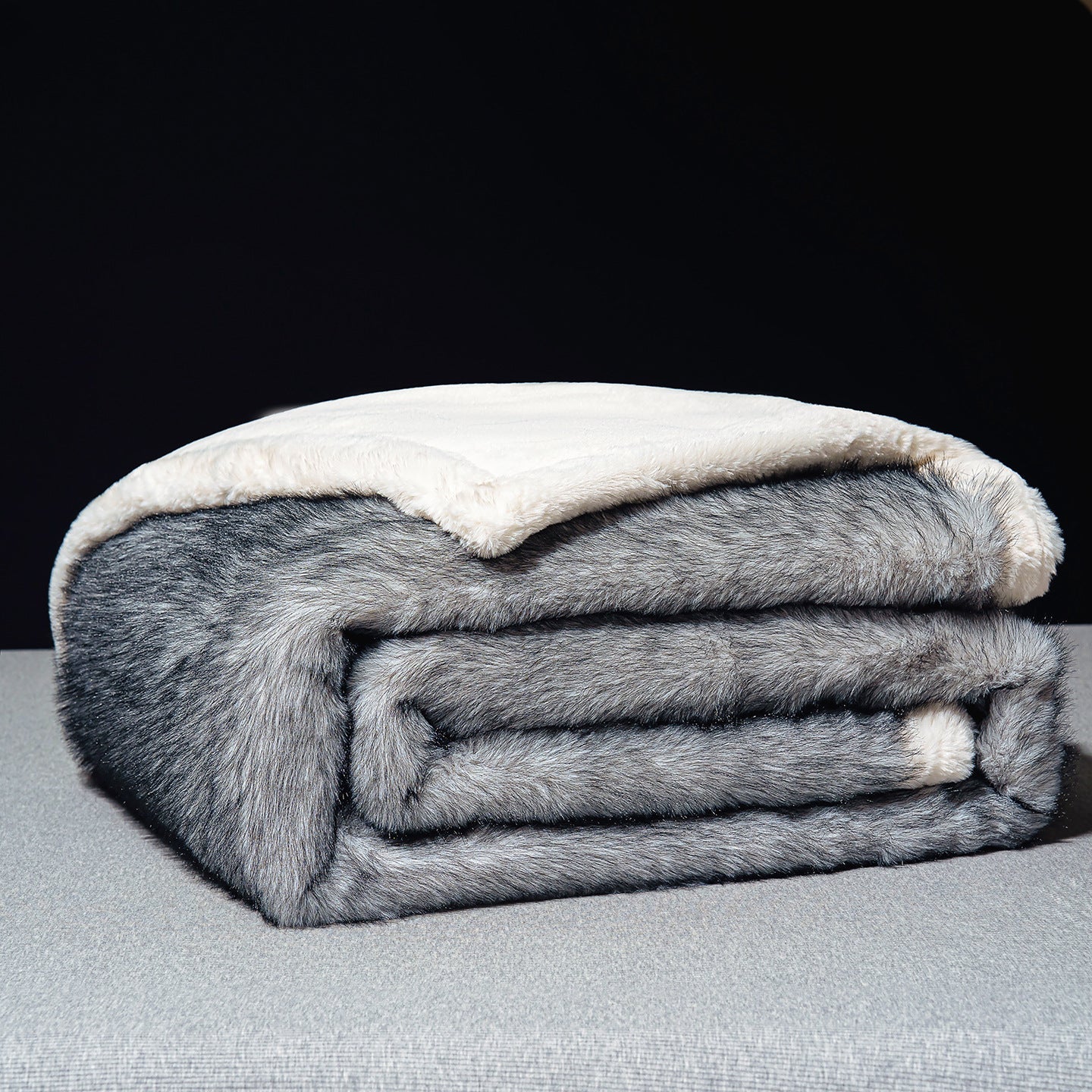 Luxurious Faux Fur Throw Blanket