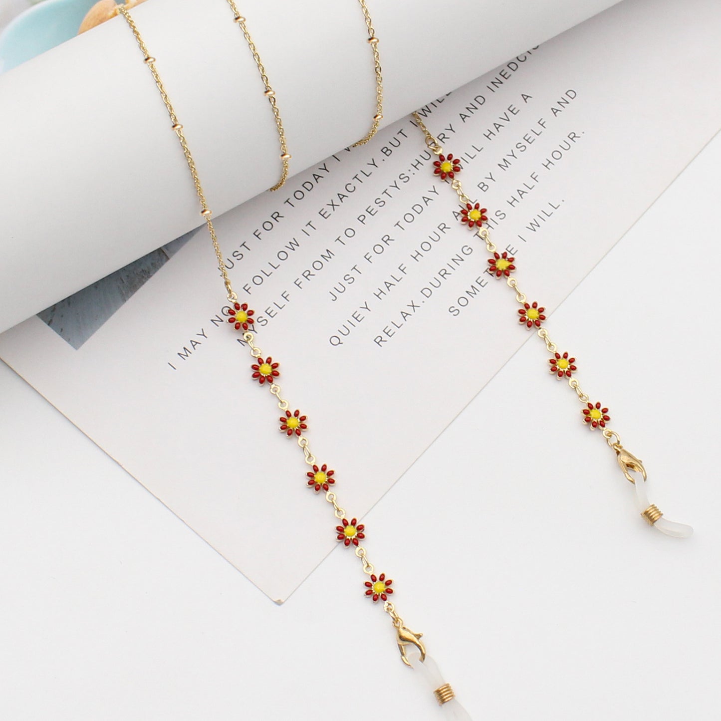Floral Themed Eyewear Chain Acalora