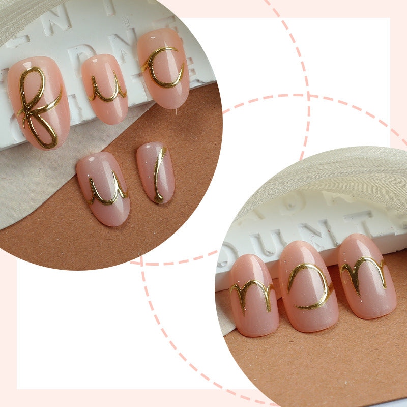 Elegant Press-On Nail Art Set with Stylish Gold Accents Acalora