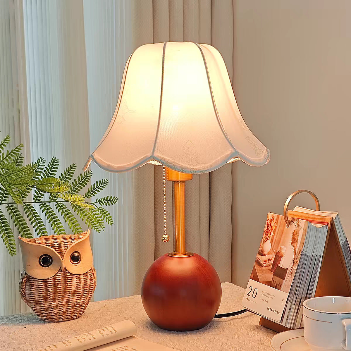 Vintage-Style Bedside Lamp