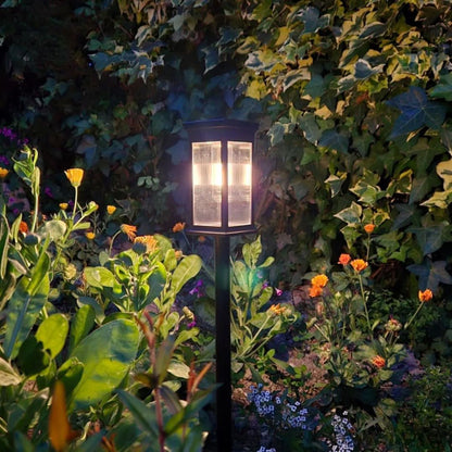 Skanto | Wireless Solar Garden Light – GlowPath