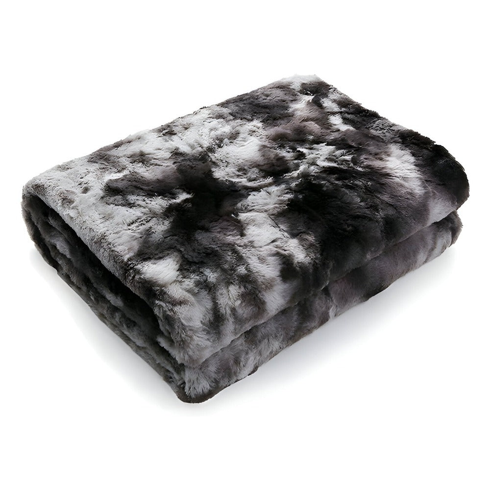 Skanto | Soft Velour Winter Blanket – Warm Coral Fleece Throw in Batik Style