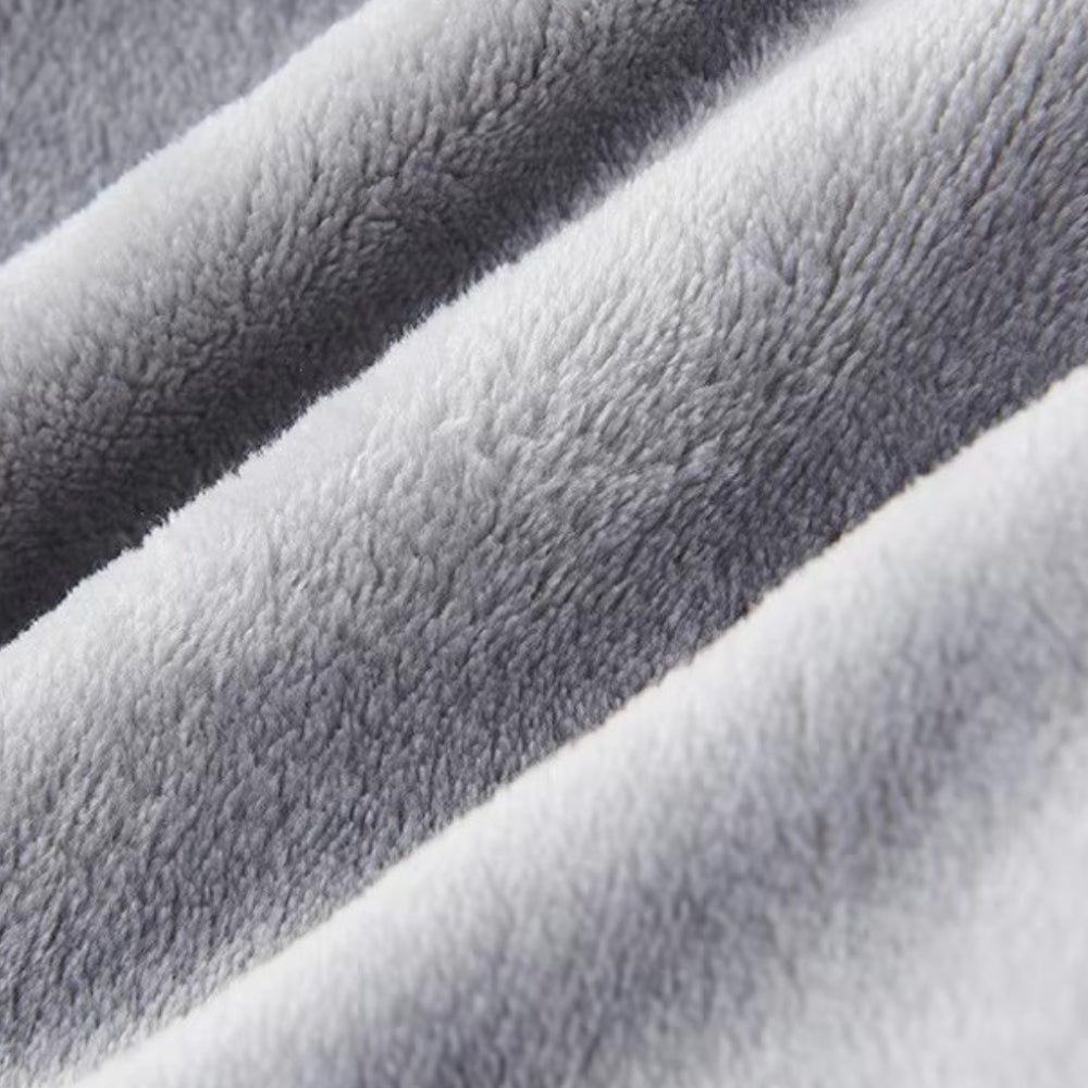 Skanto | Plush Fleece Contrast Trim Bathrobe