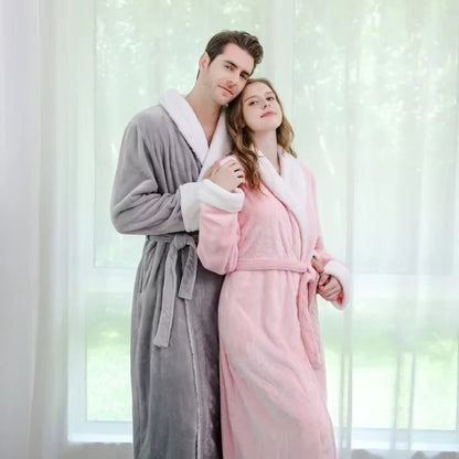 Skanto | Plush Fleece Contrast Trim Bathrobe