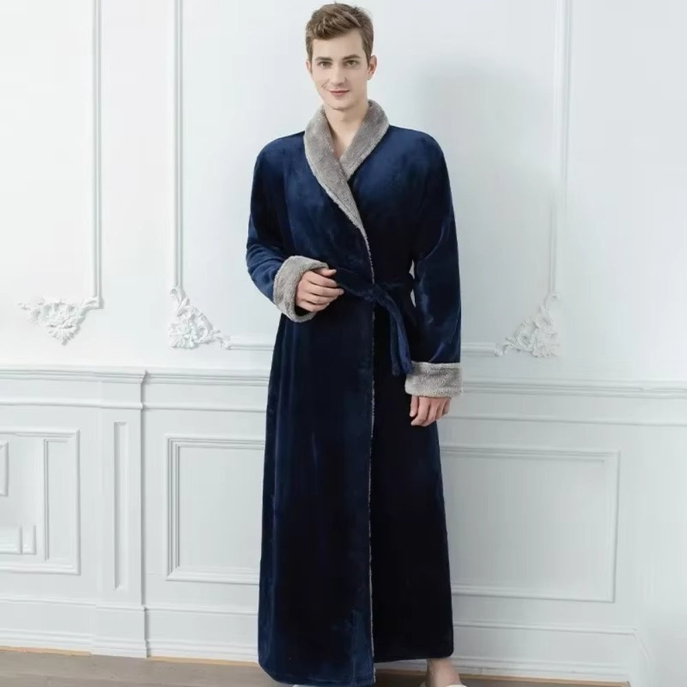 Skanto | Plush Fleece Contrast Trim Bathrobe
