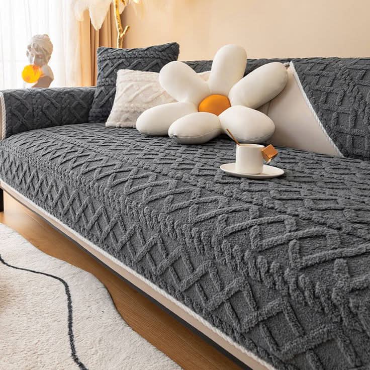 Skanto | SofaShield - Elegant Waterproof and Non-Slip Sofa Cover