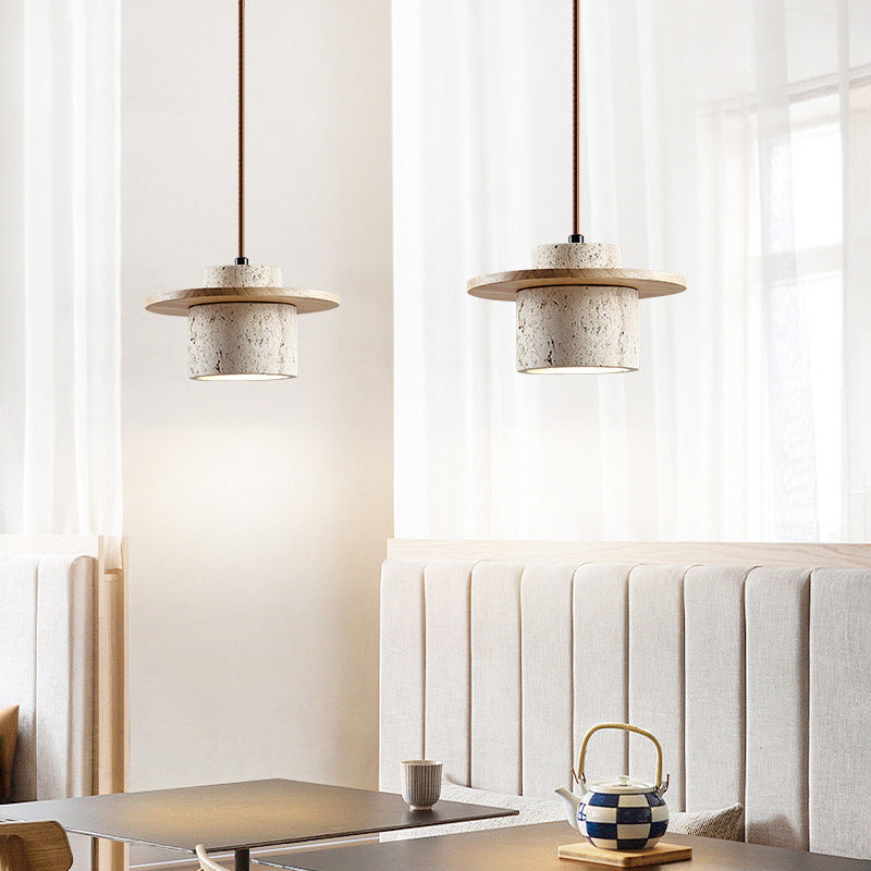 Skanto | AuraStream – Chic Pendant Light for a Sophisticated Look