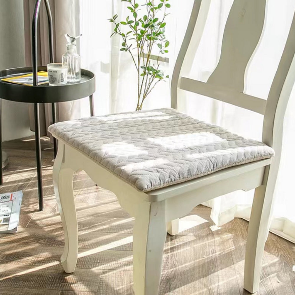 BowLift | Quilted Japanese-Inspired Seat Cushion