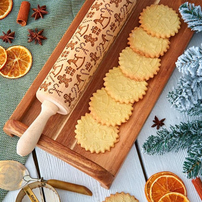 Skanto | Handmade Rolling Pin with Decorative Christmas Stamp