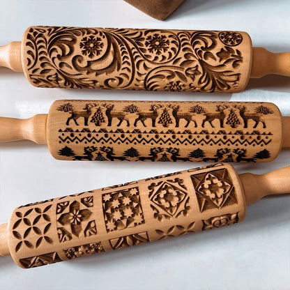 Skanto | Handmade Rolling Pin with Decorative Christmas Stamp