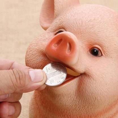 Realistic jovial Piggy bank | Brehn