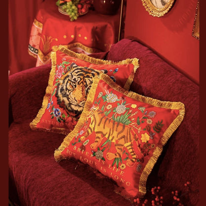 BowLift | Regal Tiger Artistic Velvet Cushion Cover
