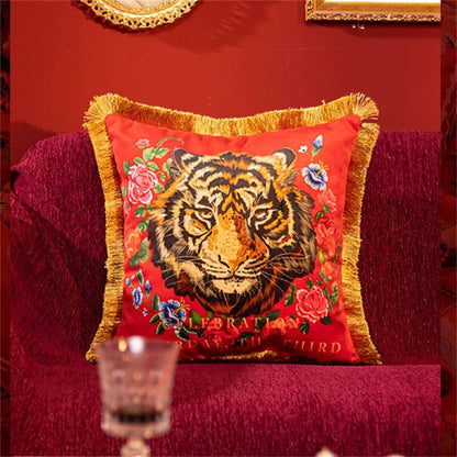 BowLift | Regal Tiger Artistic Velvet Cushion Cover
