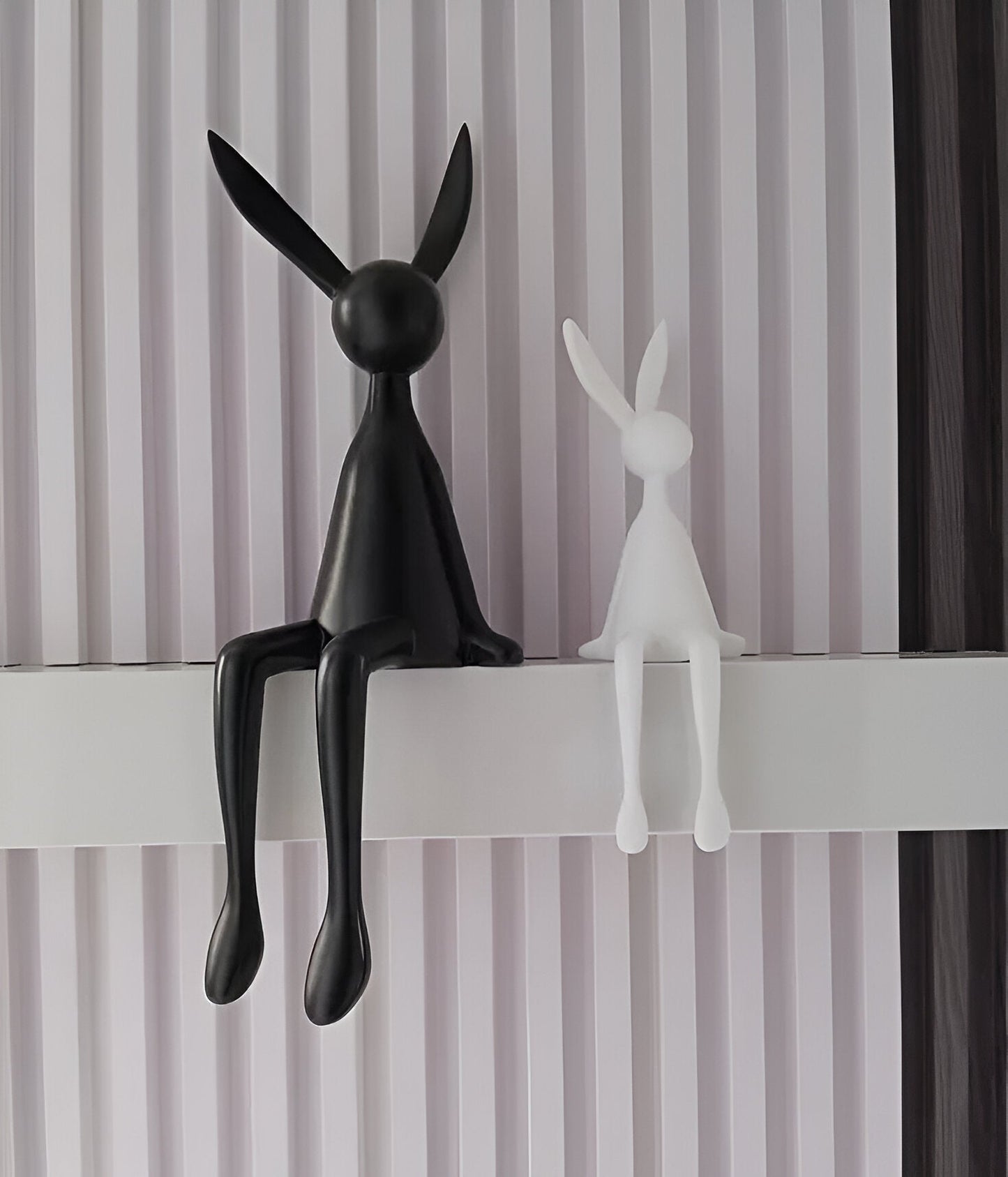BowLift | ResinLux | Modern Resin Easter Bunny – Black, White, or Blue Sitting Rabbit Decoration