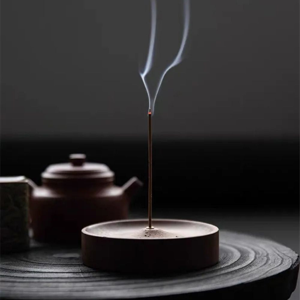 Skanto | Round Ash Catcher Wood Incense Stick Holder