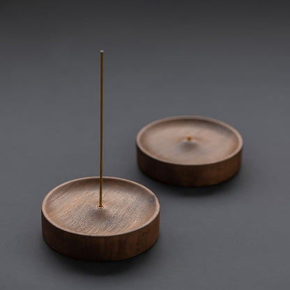 Skanto | Round Ash Catcher Wood Incense Stick Holder