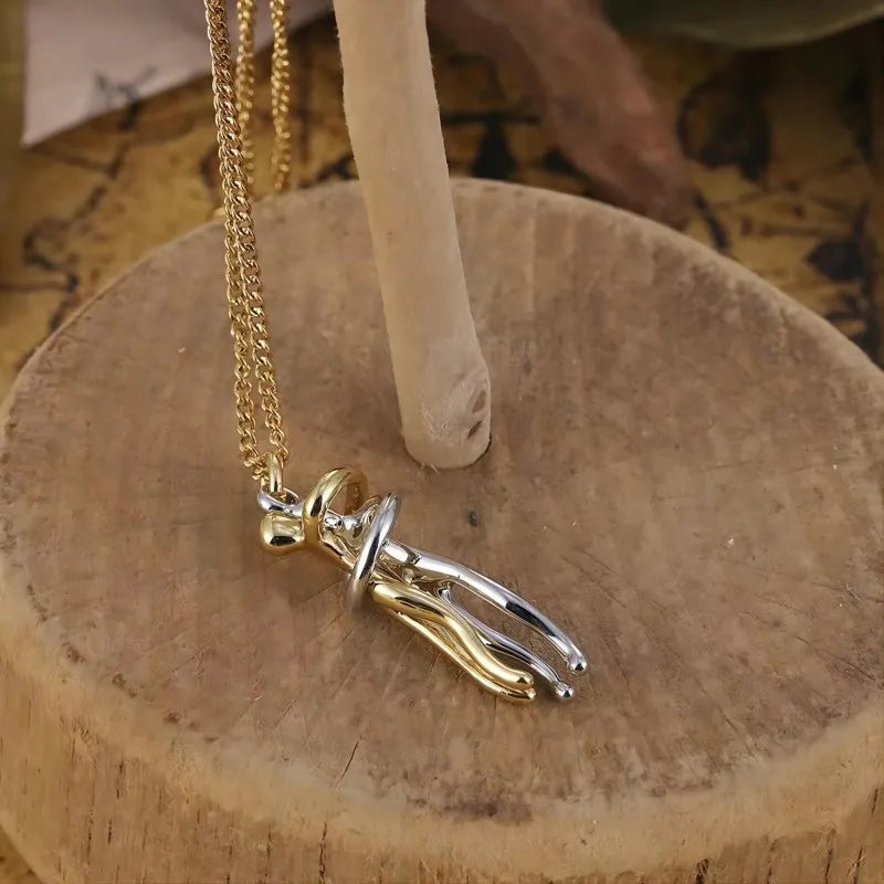 Skanto | Fashion Hugging Pendant Necklace