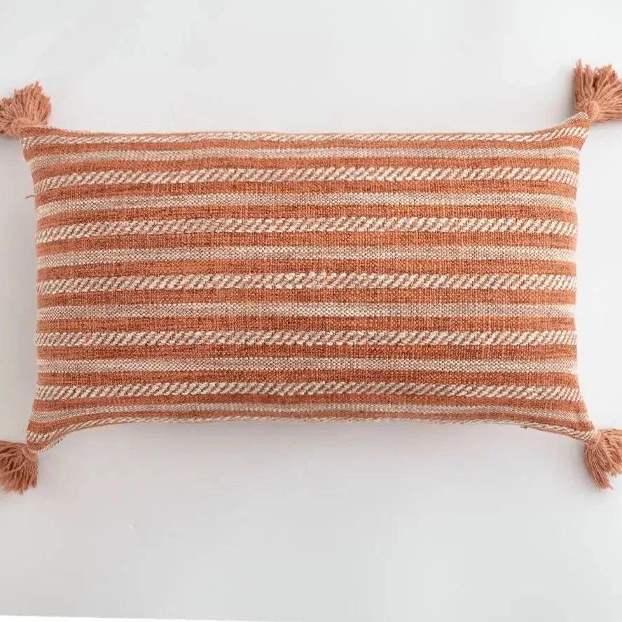 Skanto | Checkered Pillow Cover with Fringes – Decorative Linen Pillowcase for the Living Room