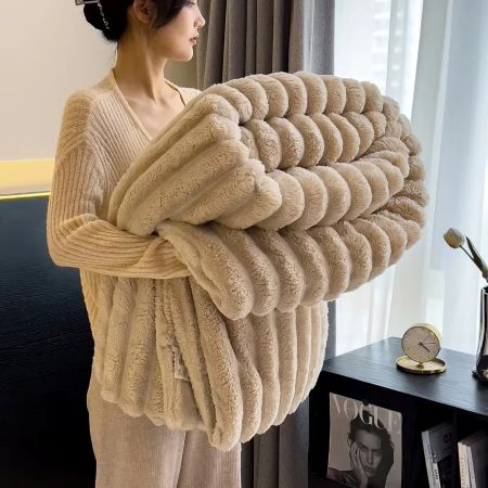 Skanto | Luxurious Faux Rabbit Fur Throw Blanket - Perfectly Warm & Soft for Home
