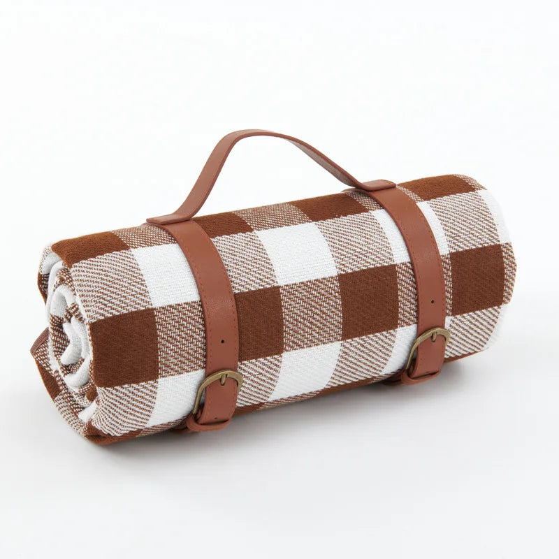 NovaPlaid | Waterproof Foldable Picnic Blanket with Strap | Skanto