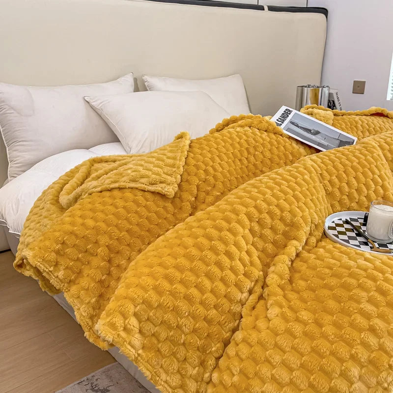 BowLift | Checked Soft Velvet Blanket Warm Cozy Throw for Couch and Bed