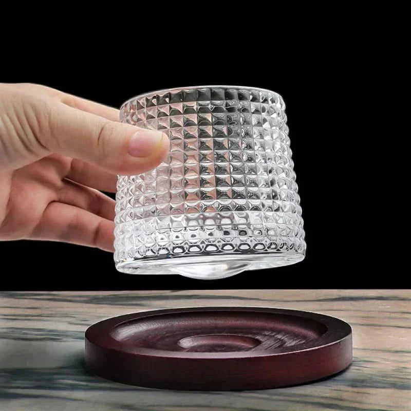 Skanto | Spinning Japanese Edo Whiskey Glass Set