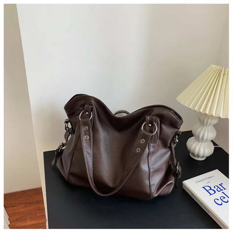 Skanto | Althea Shoulder Bag with Large Capacity – Elegant & Functional