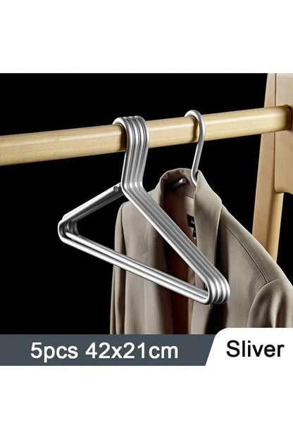 Skanto | LuxeLine Metal Hangers