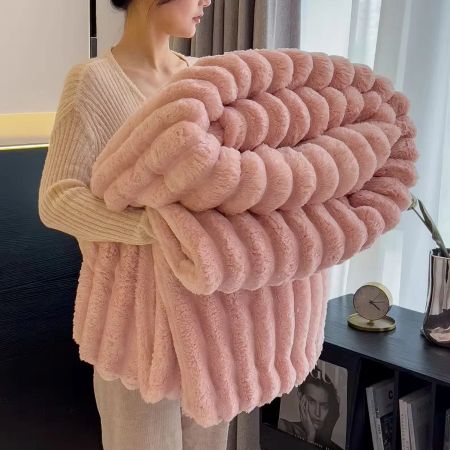 Skanto | Luxurious Faux Rabbit Fur Throw Blanket - Perfectly Warm & Soft for Home
