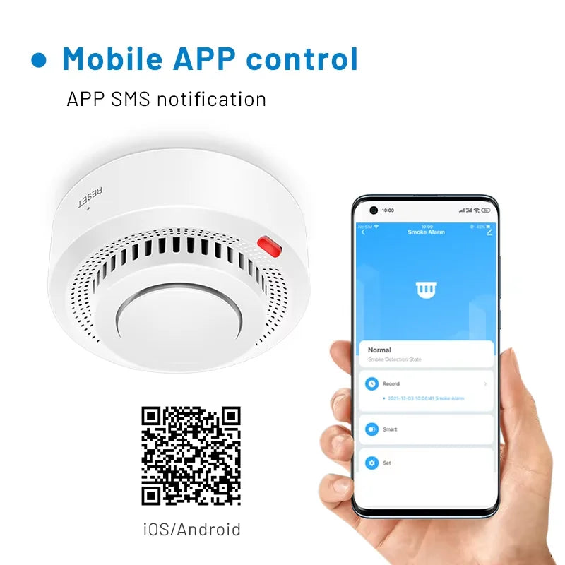 Smart WiFi smoke detector with 85 dB – SafeSense