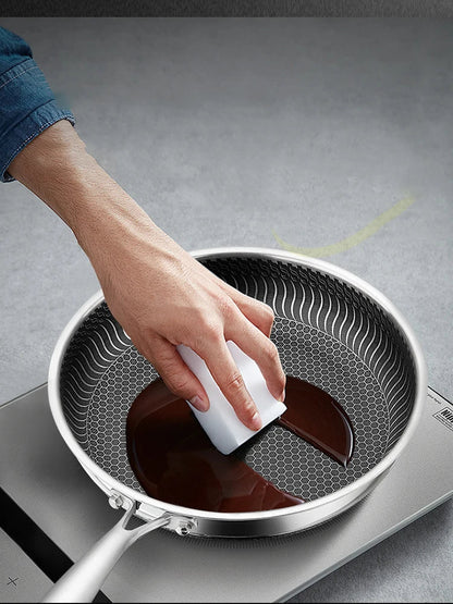 Skanto | Tri-Ply 316 Stainless Steel Wok Pan with Double-Sided Honeycomb Pan - Suitable for All Stoves