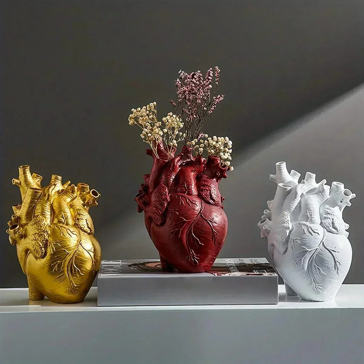 Skanto | LoveAura - Ceramic Heart Vase