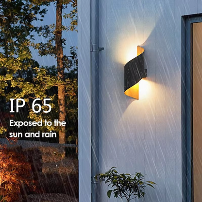 BowLift | Sleek Dual-Direction LED Outdoor Wall Sconce