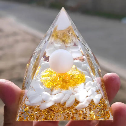Skanto Skanto | Amethyst Peridot Orgone Pyramid - Energy Generator Crystal Reiki Chakra Orgonite Meditation Tool