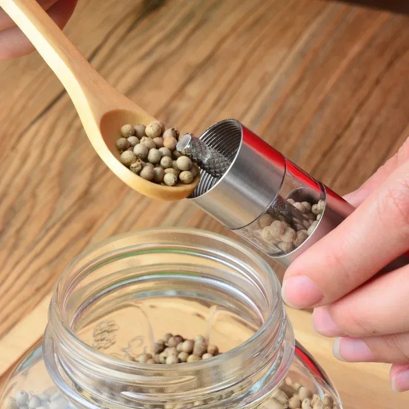 Skanto | Stylish Pepper and Salt Grinder with Manual Mechanism
