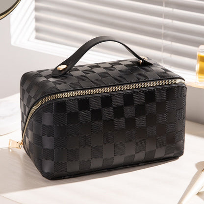 Skanto | Luxurious Plaid Makeup Cosmetic Bag