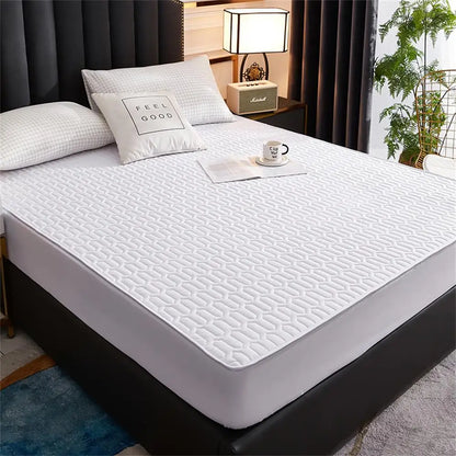 Skanto | Waterproof Ultra-Soft Fitted Latex Mattress Protector