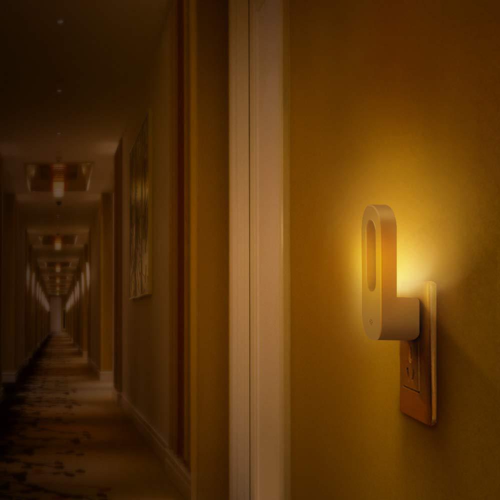 Skanto | Twilight Sensor Energy-Saving Outlet Wall Lamp