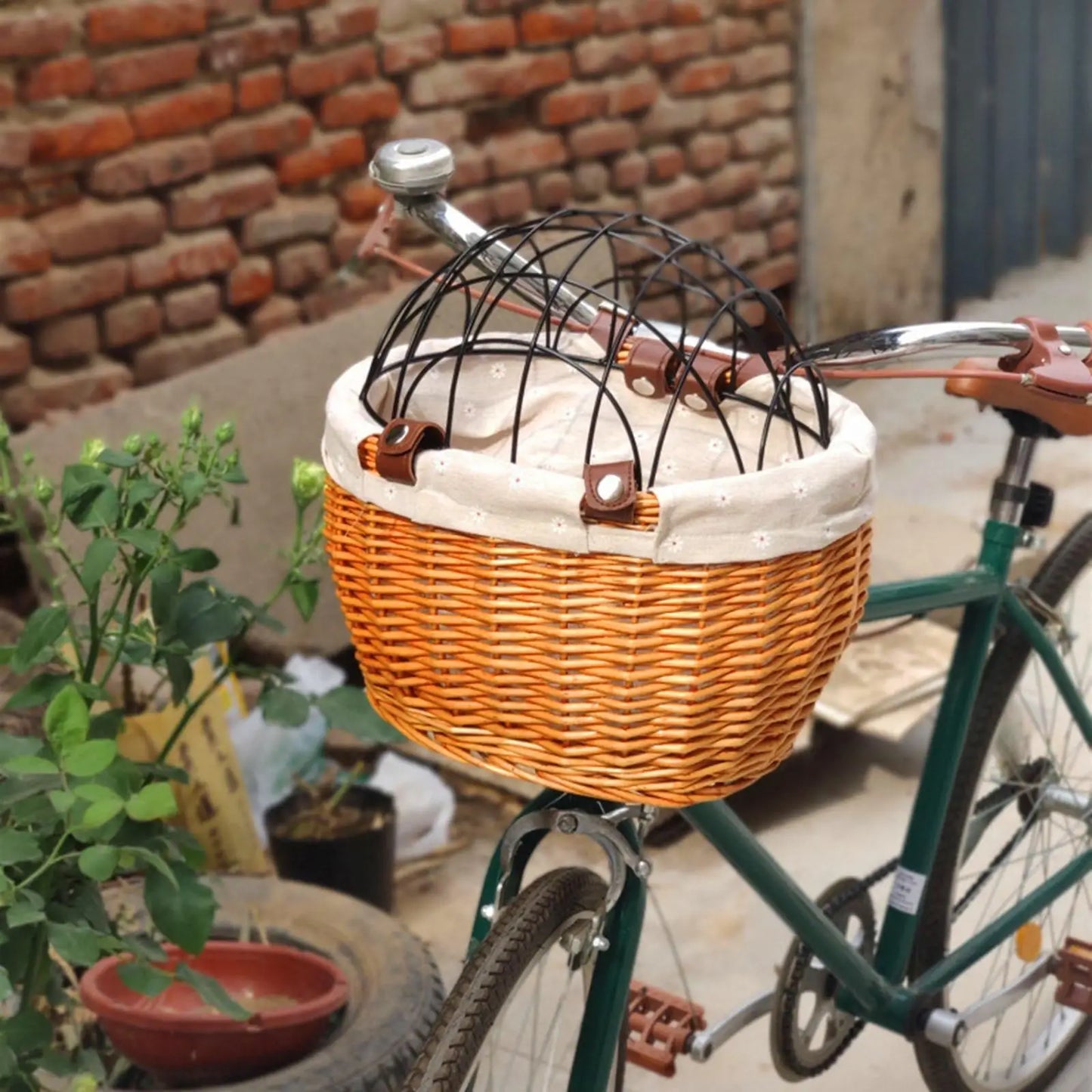 Skanto | PawRide | Front-Mounted Wicker Bike Basket – Secure, Stylish & Weather-Resistant