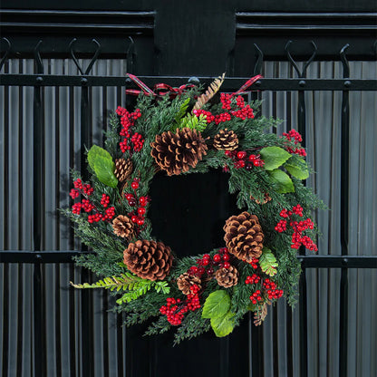 Brehn | Red Berry Christmas Wreaths